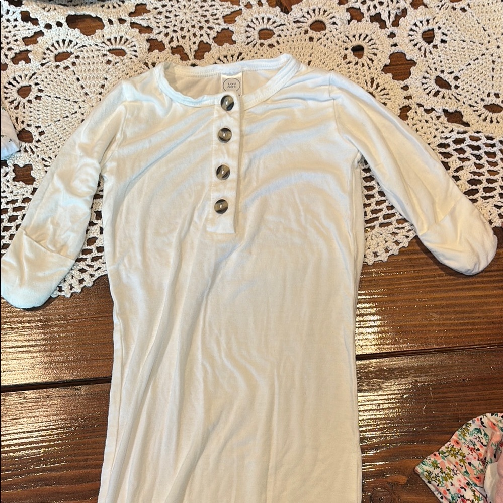Lou Lou and Company Finley knotted gown. 3-6 Month.
